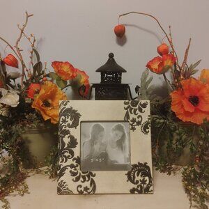Classic Regal Embossed / Relief Design Picture Frame